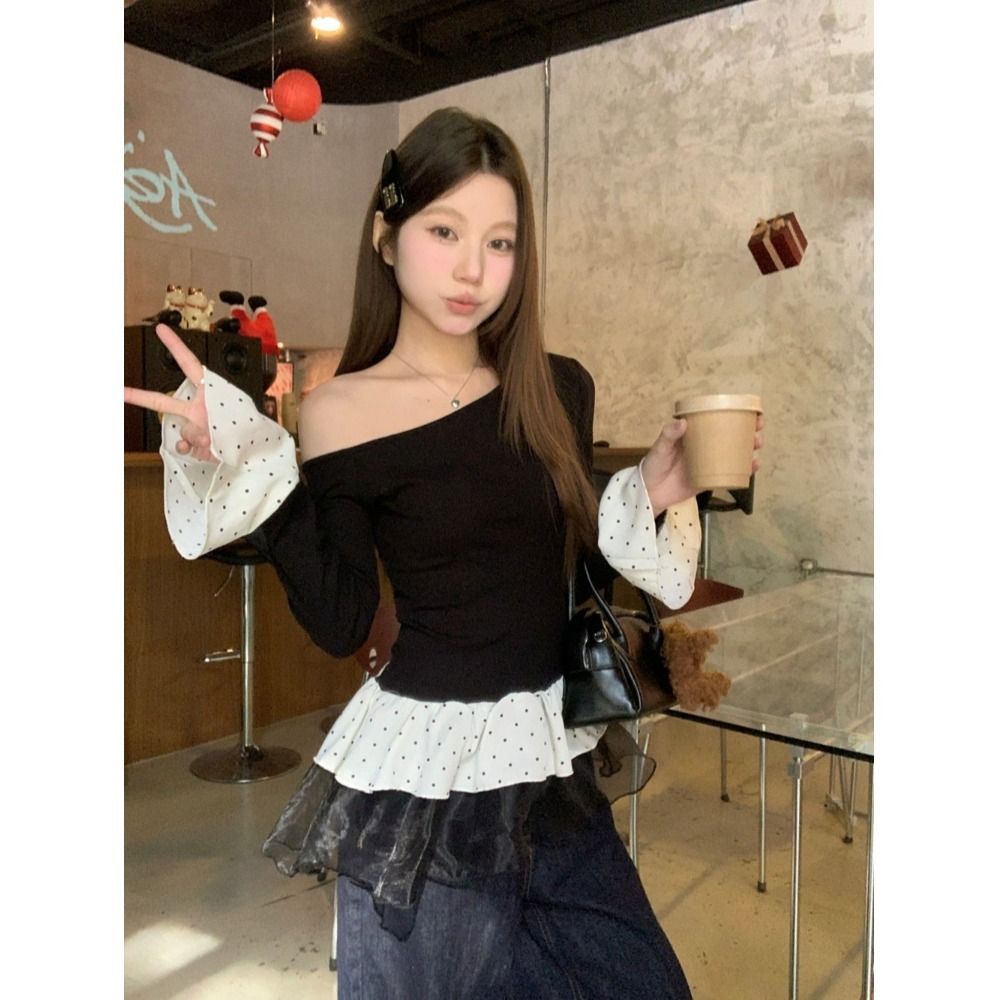 Modal cotton design polka dot splicing off-shoulder long-sleeved T-shirt for women with waist-retted off-shoulder black top