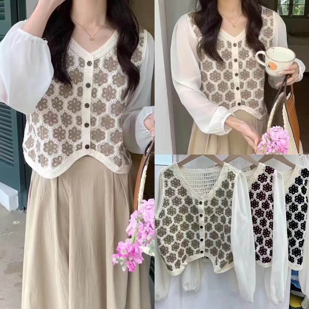 Large size women's embroidered flower hollow lace shirt fashionable long-sleeved spliced ​​short top for women