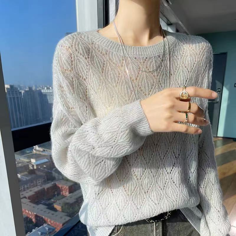 Wasteland style hollow long-sleeved sweater 2025 early spring new thin round neck loose base knitted sweater