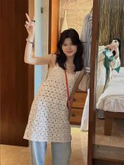 South Korea's popular sweet commuting fresh simple and versatile layered suspender vest dress dress