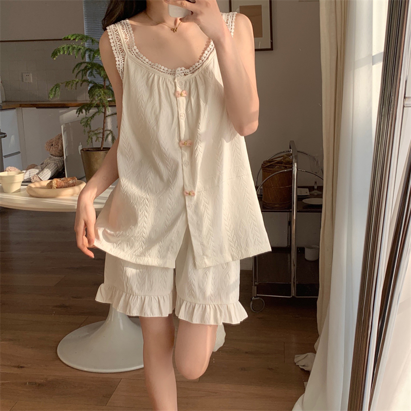 Real photo of pajamas with breast pads integrated 2025 new cloud cotton suspender sweet girl home clothing set
