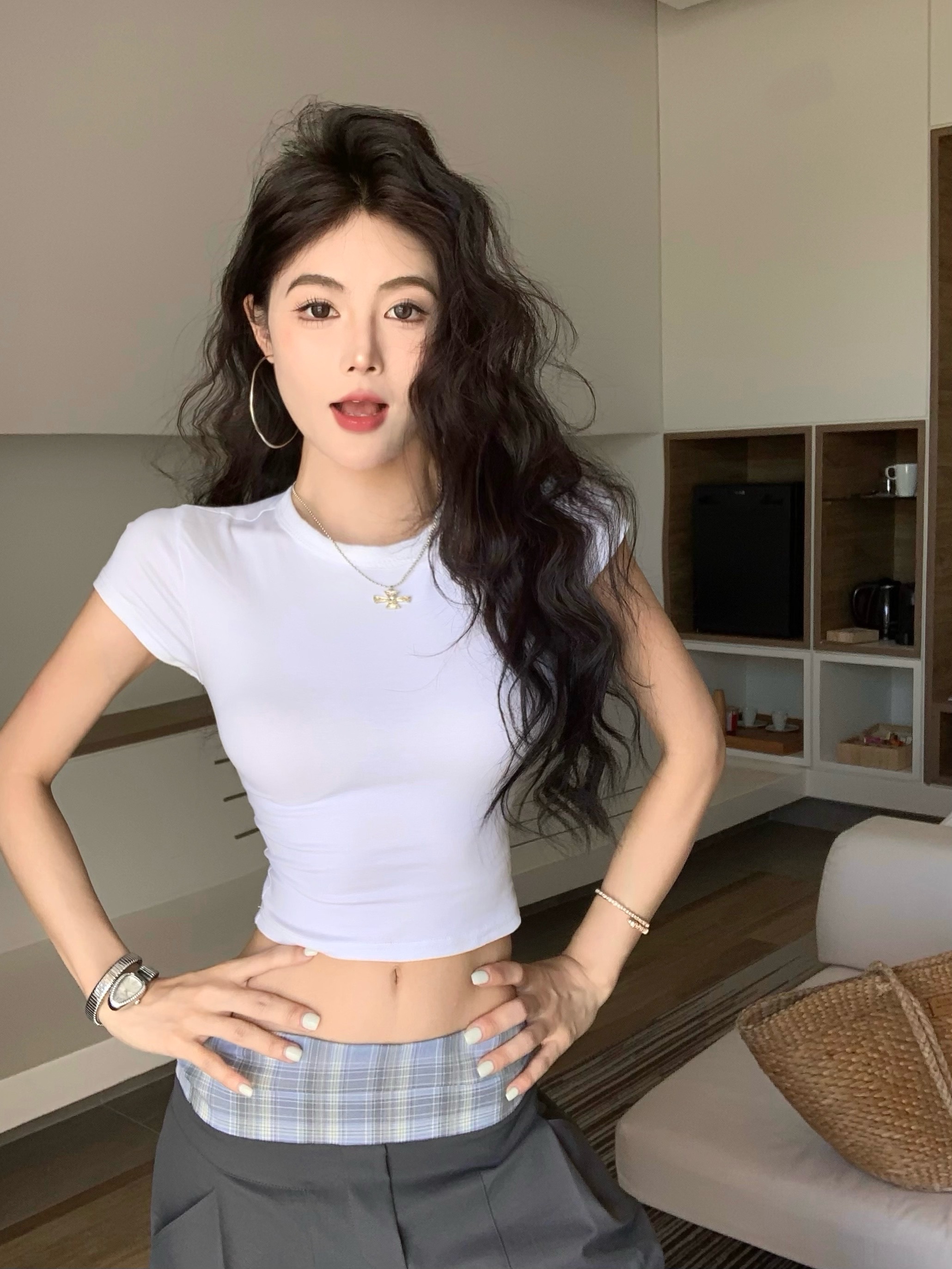Real shot casual simple short sleeve t-shirt top spliced checkered casual wide leg pants work casual pants 