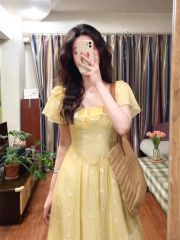 French yellow small sleeve floral dress for children, summer 2025 new model, waist-cinching, temperament princess vacation long dress