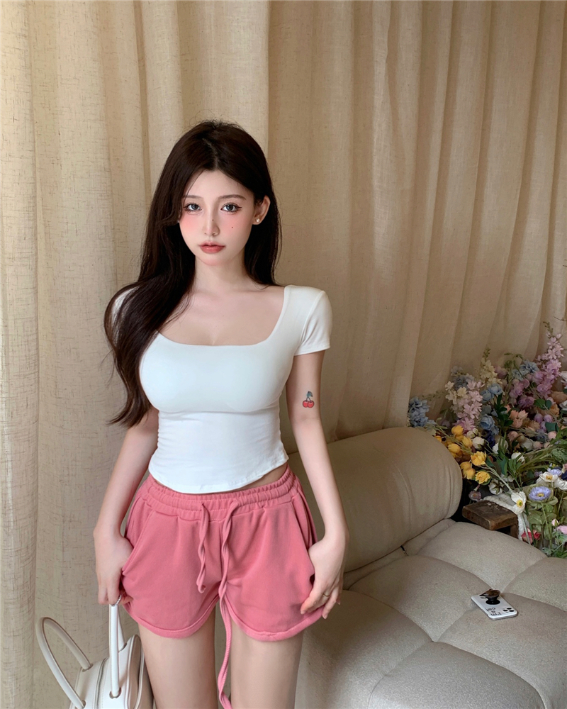 Real-life new pure and scheming short-sleeved T-shirt sexy girl's big U round neck slim body