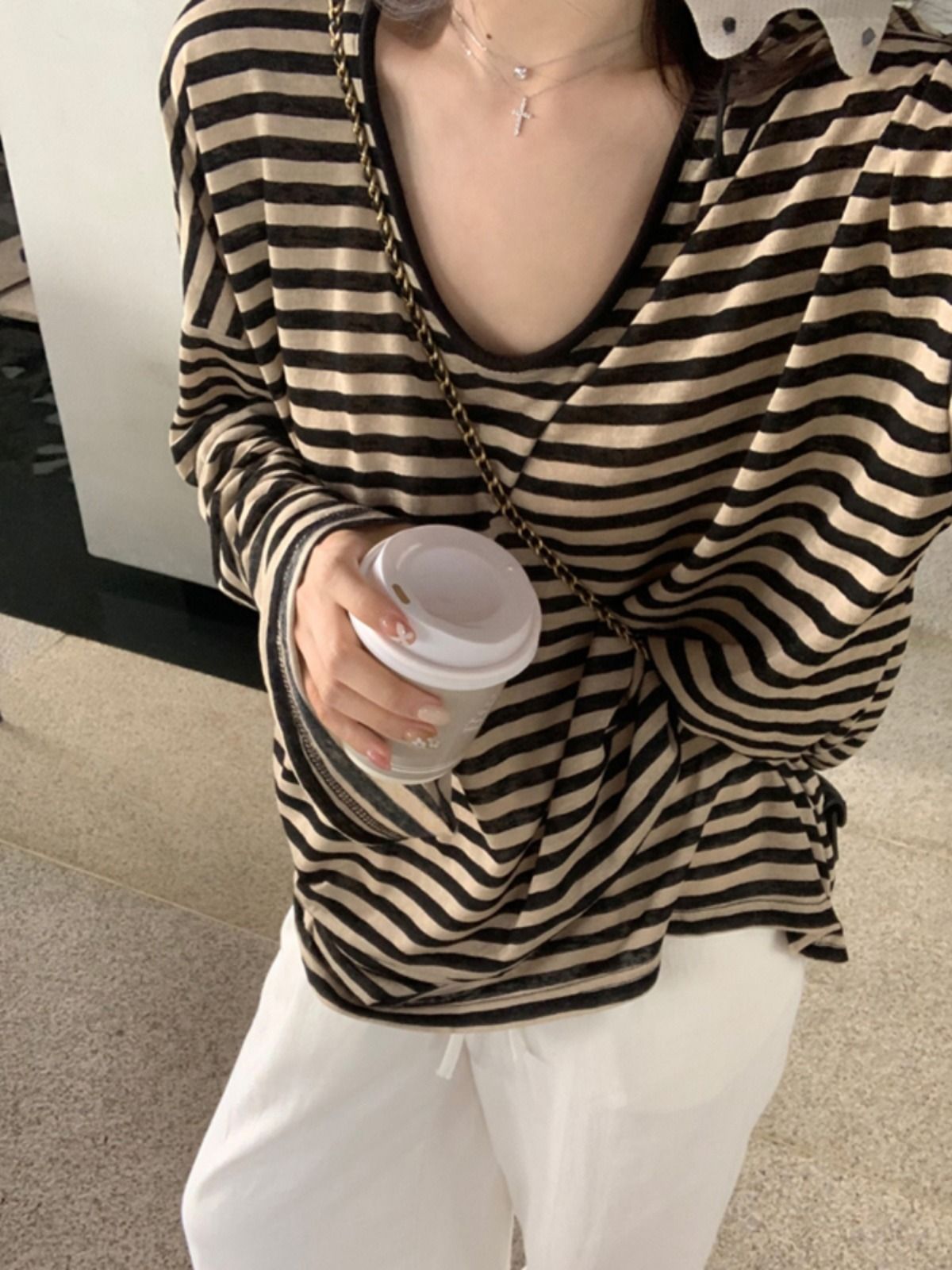 Tennis cashmere hot girl striped sunscreen blouse for women in summer loose U-neck American long-sleeved thin top