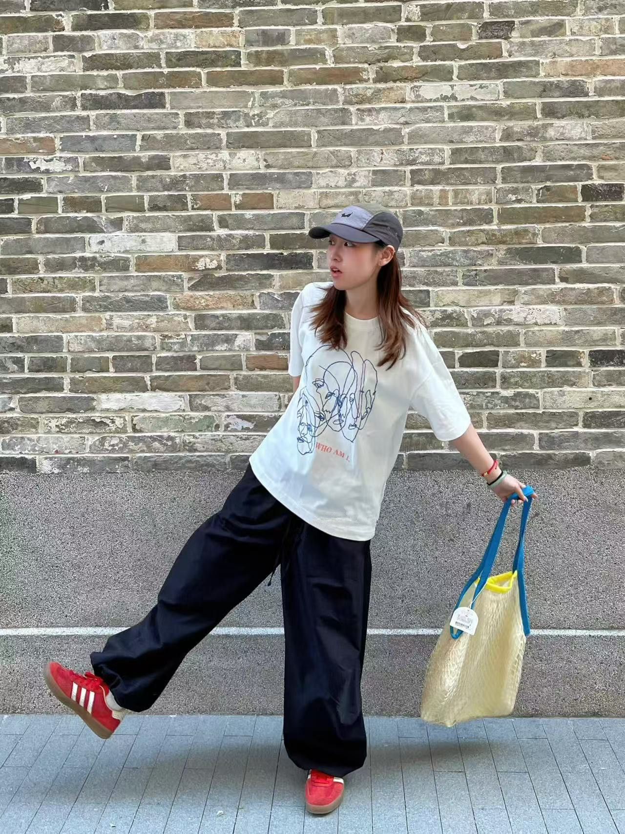 200g combed and tight-fitting sprinkler, pure cotton backpack, spring and summer loose shoulder printed short-sleeved T-shirt