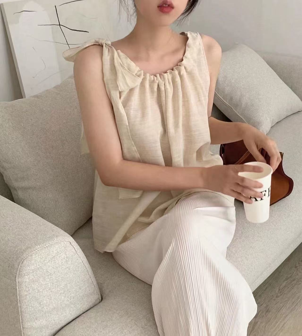 French pure style slim and reveals the loose collarbone pleated bow tie versatile cotton and linen suspender vest