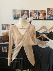 Real shot of two-piece slit kink long-sleeved T-shirt with new thin sun protection loose lazy style