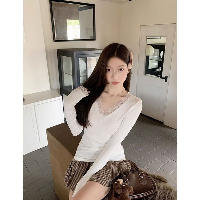 法式V領蕾絲花邊T恤女裝秋季小眾chic修身打底衫上衣