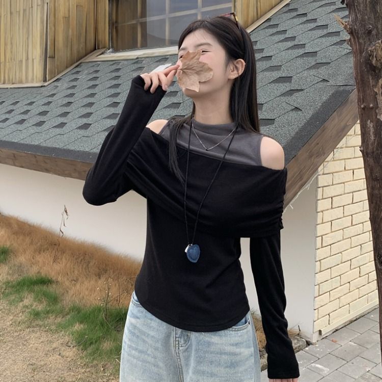 American retro off-shoulder long-sleeved T-shirt for women in spring and autumn hot girls fake two-piece top base shirt