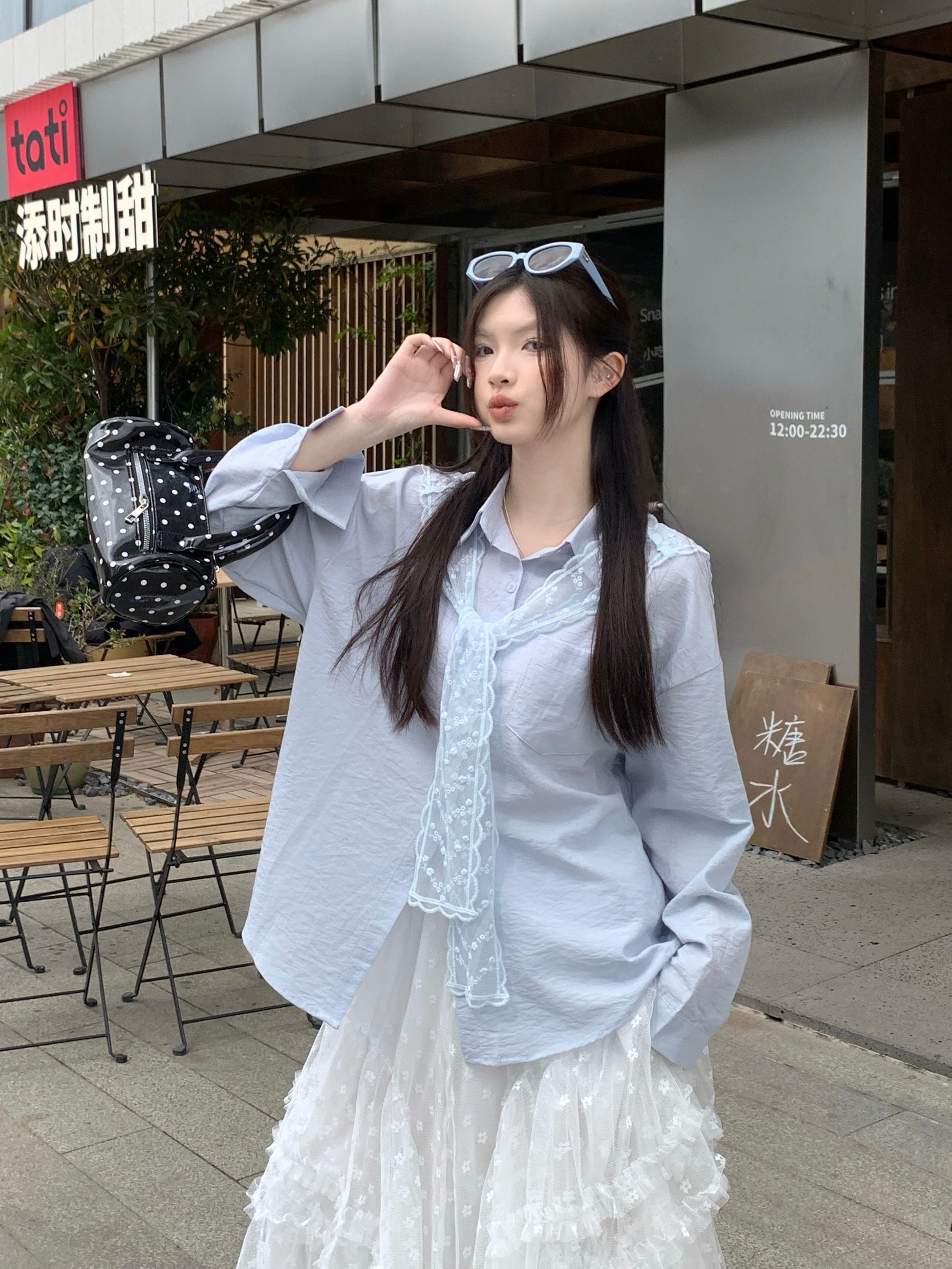 Real shot of new autumn and summer design lace shawl long-sleeved shirt for women