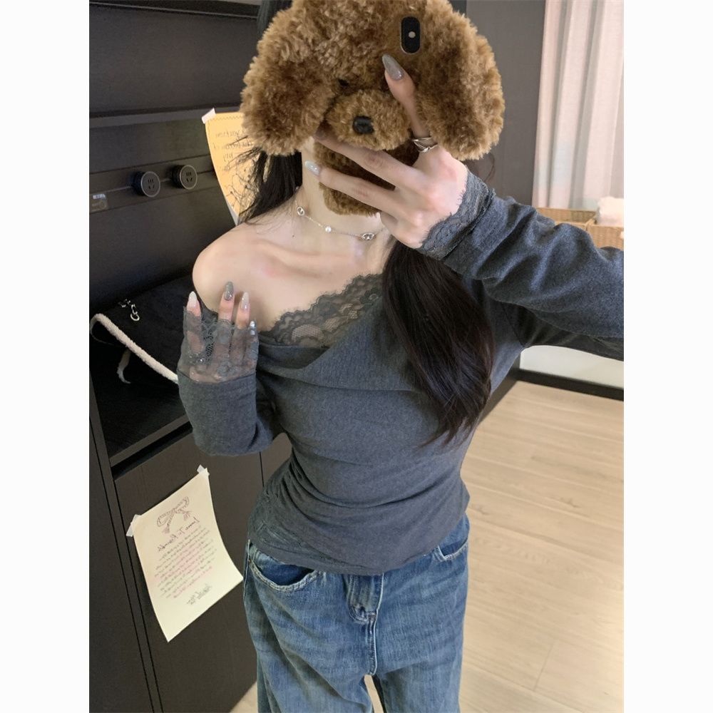Design-sensing lace splicing base top for women's autumn and winter new pure hot girl slim and slim off-shoulder long-sleeved T-shirt