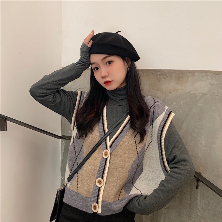 V-neck vest knitted outer vest cardigan layered with British style new autumn and winter diamond sweater jacket