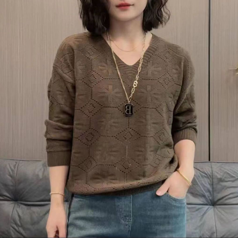 Hollow knitted sweater loose and versatile women's sweater 2025 new long-sleeved spring and autumn V-neck thin top trendy