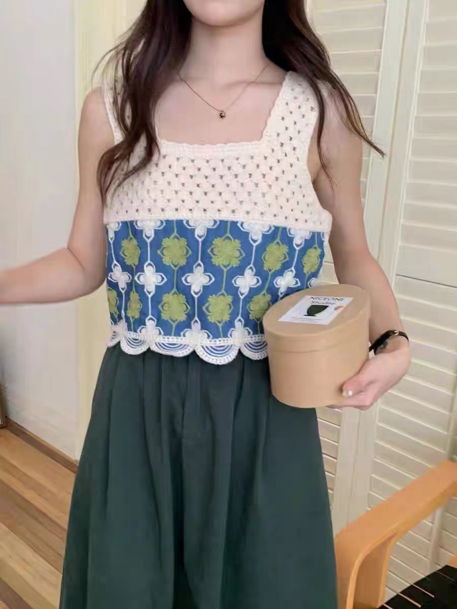 French slim, loose and versatile suspender hand hook thin style fashionable retro Korean printed vest short design