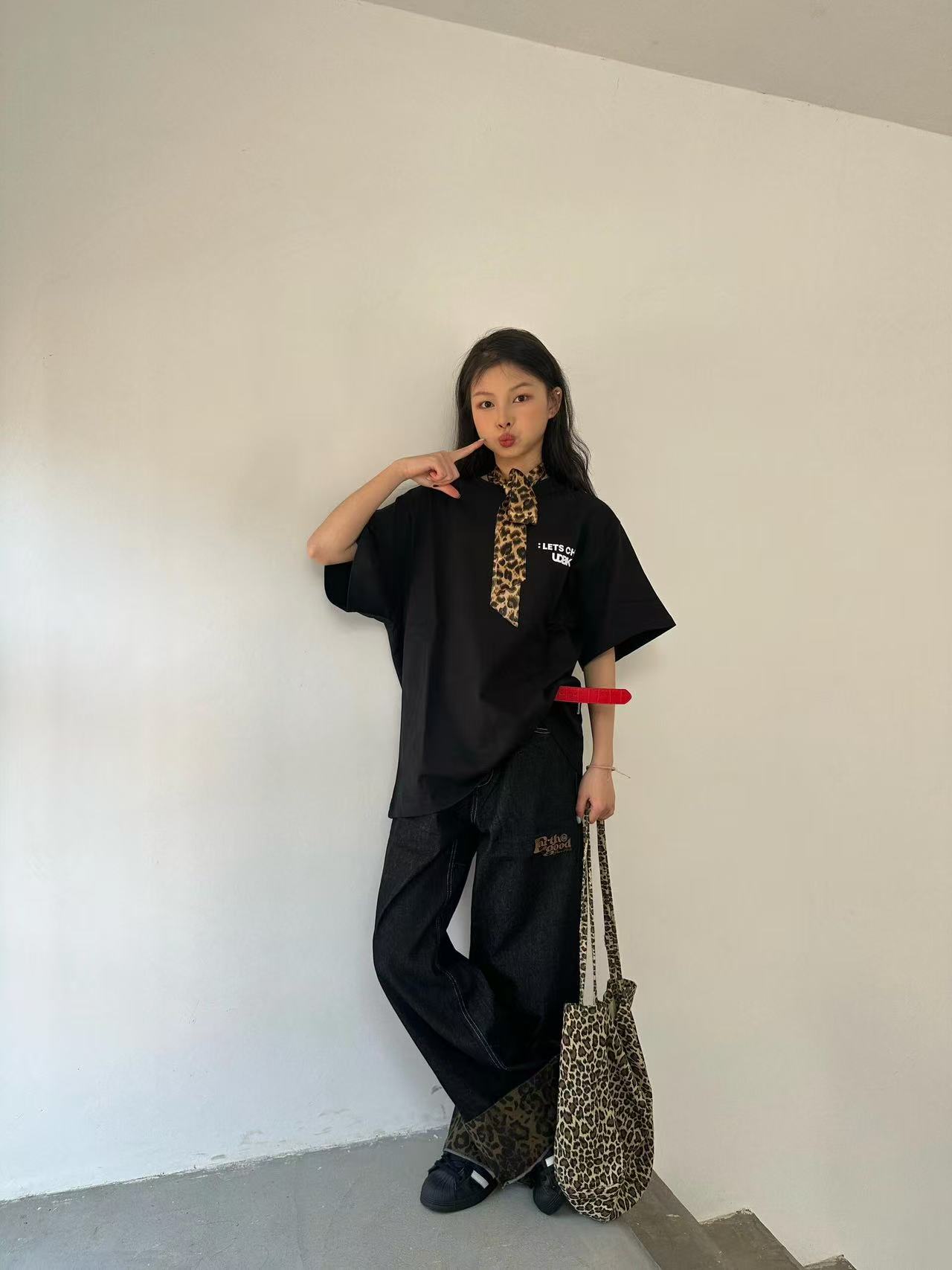 200g combed and tight-fitting sprinkler, pure cotton backpack, spring and summer loose shoulder printed short-sleeved T-shirt