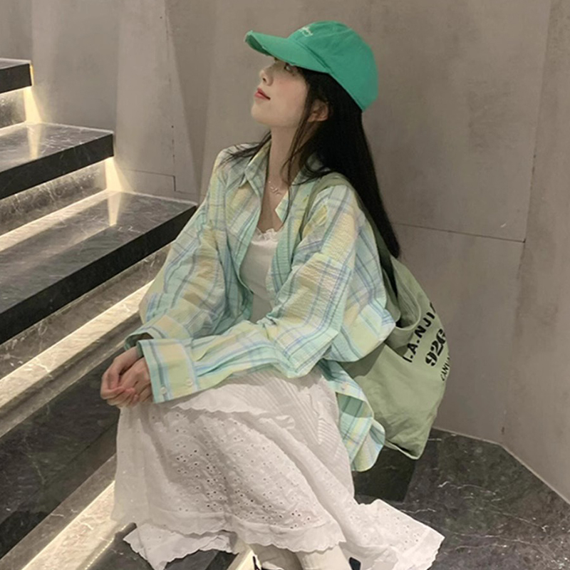 Blue shirt for women 2025 new spring and summer shirts for women this year's beautiful shirt for sunscreen cardigan long-sleeved top