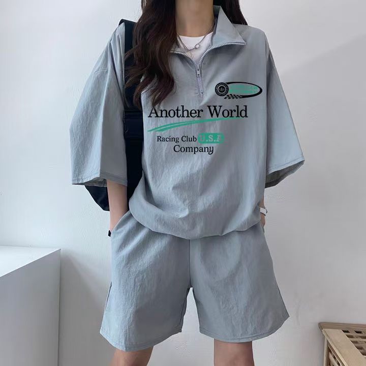 Korean women's summer sports suit 2025 new short-sleeve shorts campus style cute girl running two-piece set