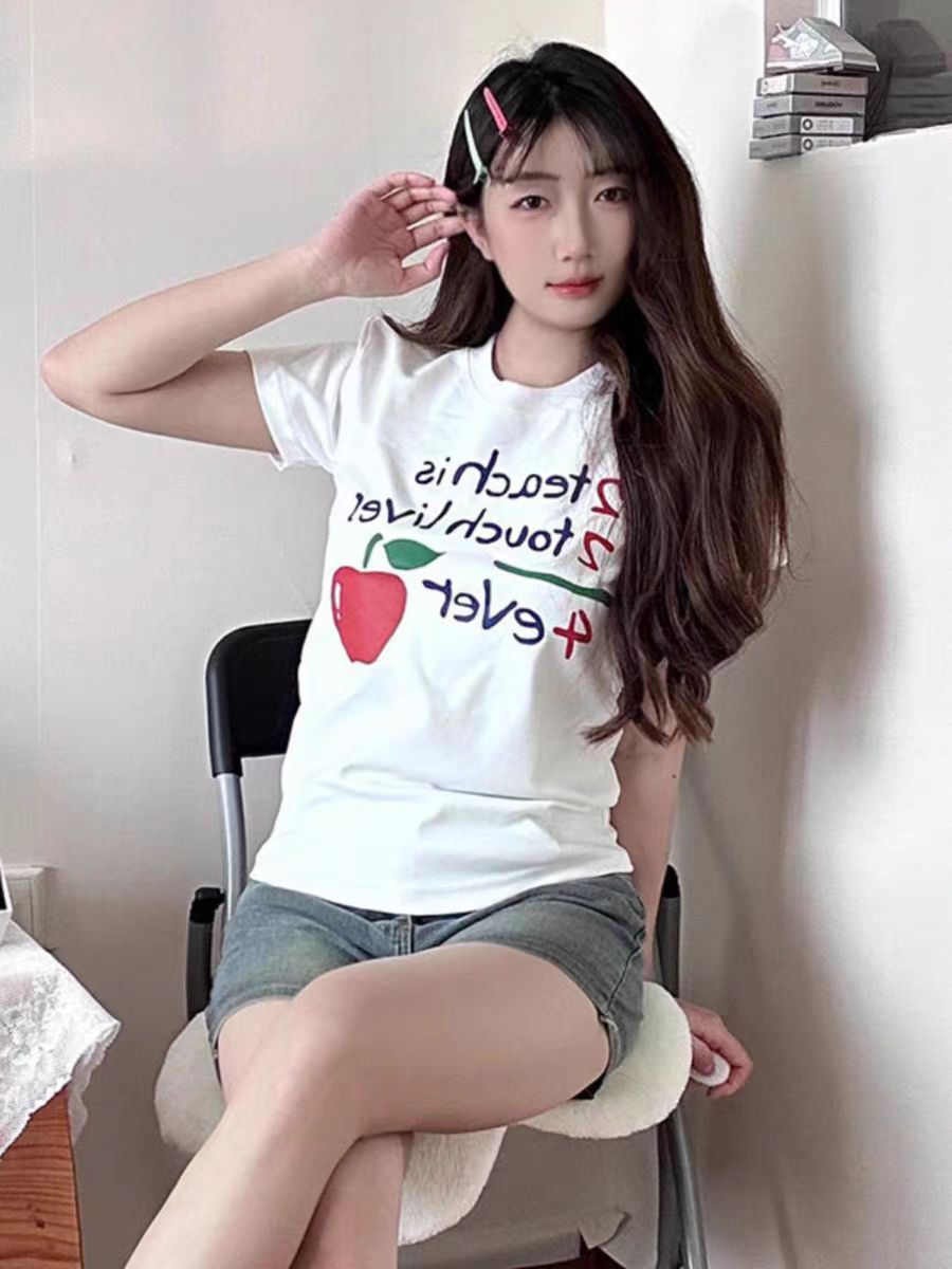 2025 printed front shoulder short-sleeved T-shirt for women in summer new niche American pure cotton slim T-shirt top