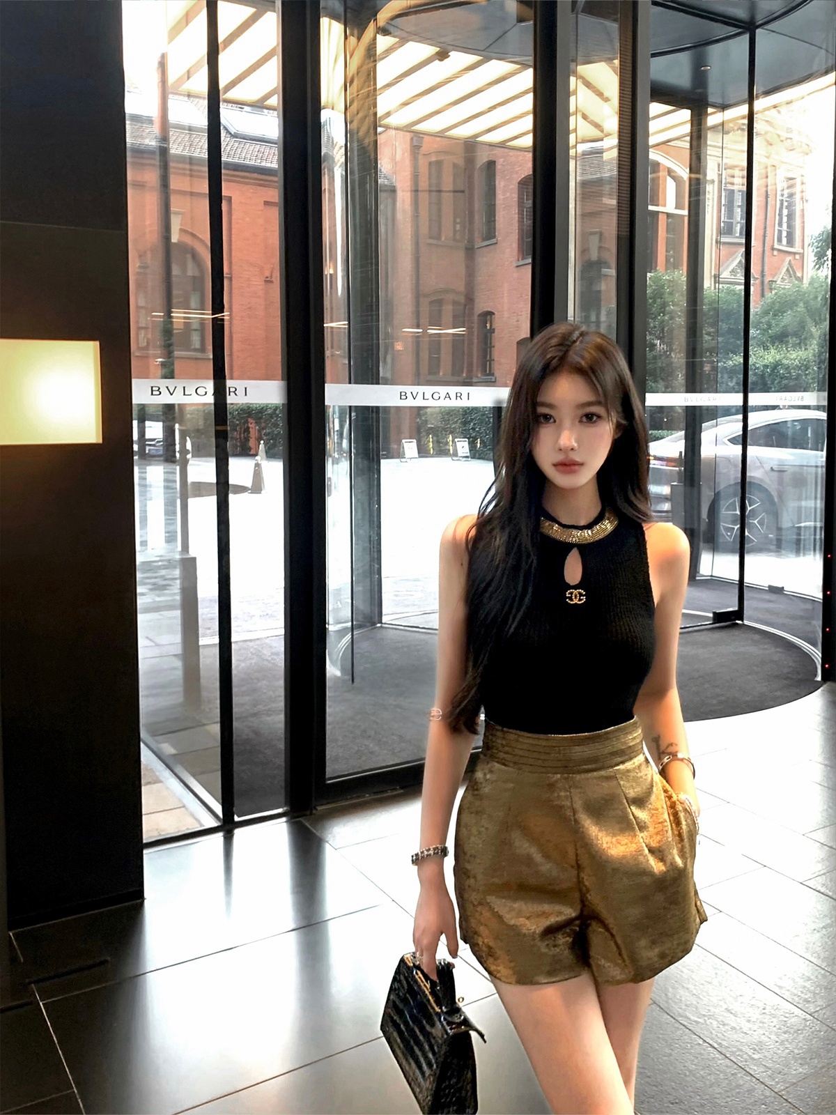 French temperament pure desire style knitted vest summer handmade beads high-end black gold hollow sleeveless top for women