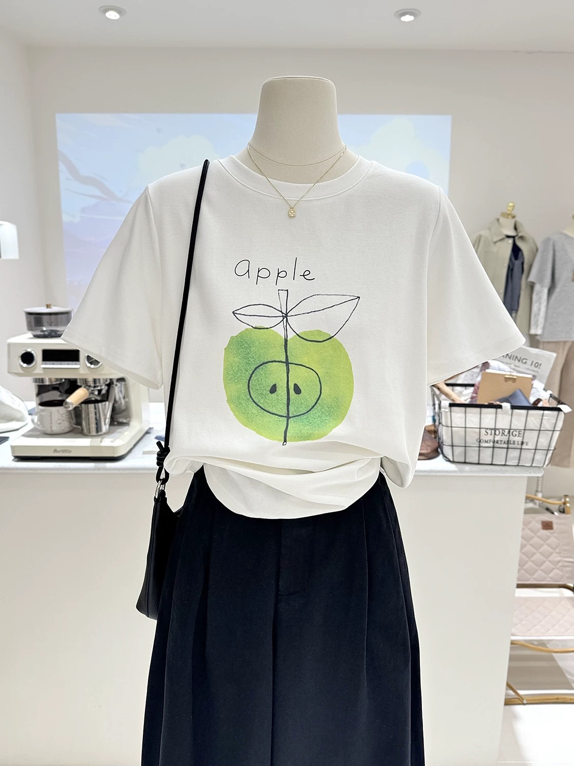 200g combed and tight spun in 2025, pure cotton back bag strip, spring and summer loose shoulder printed short-sleeved T-shirt