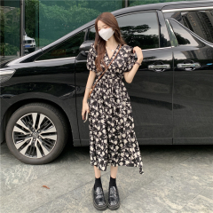 Real shot of summer floral dress for women mid-length V-neck retro puff sleeves high waist slim casual vacation long skirt