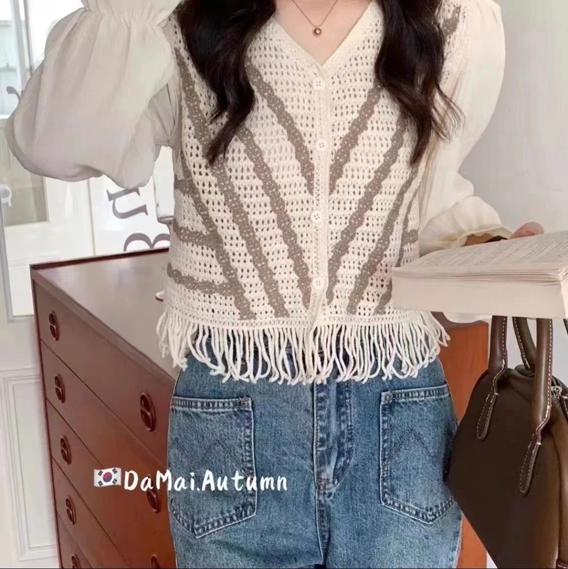 Commuter retro ethnic temperament striped three-dimensional embroidered loose knitted chiffon shirt