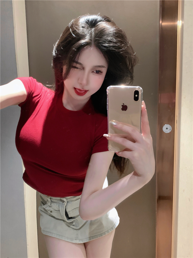Real shot of new summer basic style sexy tight inner layer solid color short T-shirt slim body