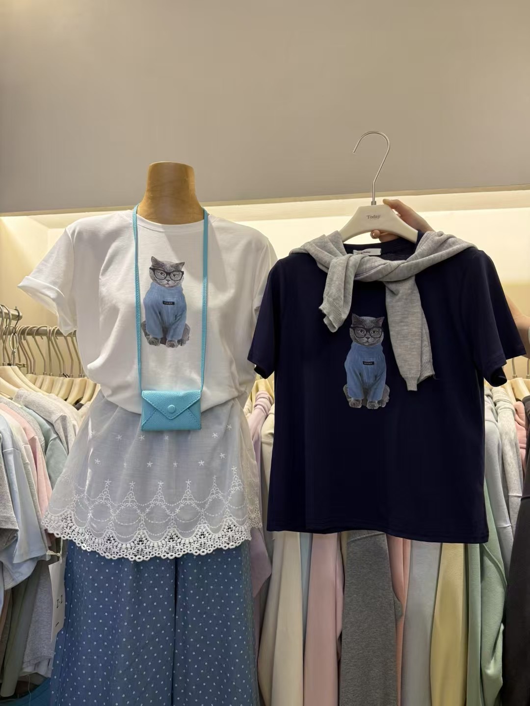 200g combed and tight spun in 2025, pure cotton back bag strip, spring and summer loose shoulder printed short-sleeved T-shirt