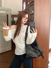 Women's 2025 New Sloping Shoulder Long-Sleeve Base Layer Sun shirt with Chic Sweet and Spicy Design, Revealing Shoulder and Slit Top