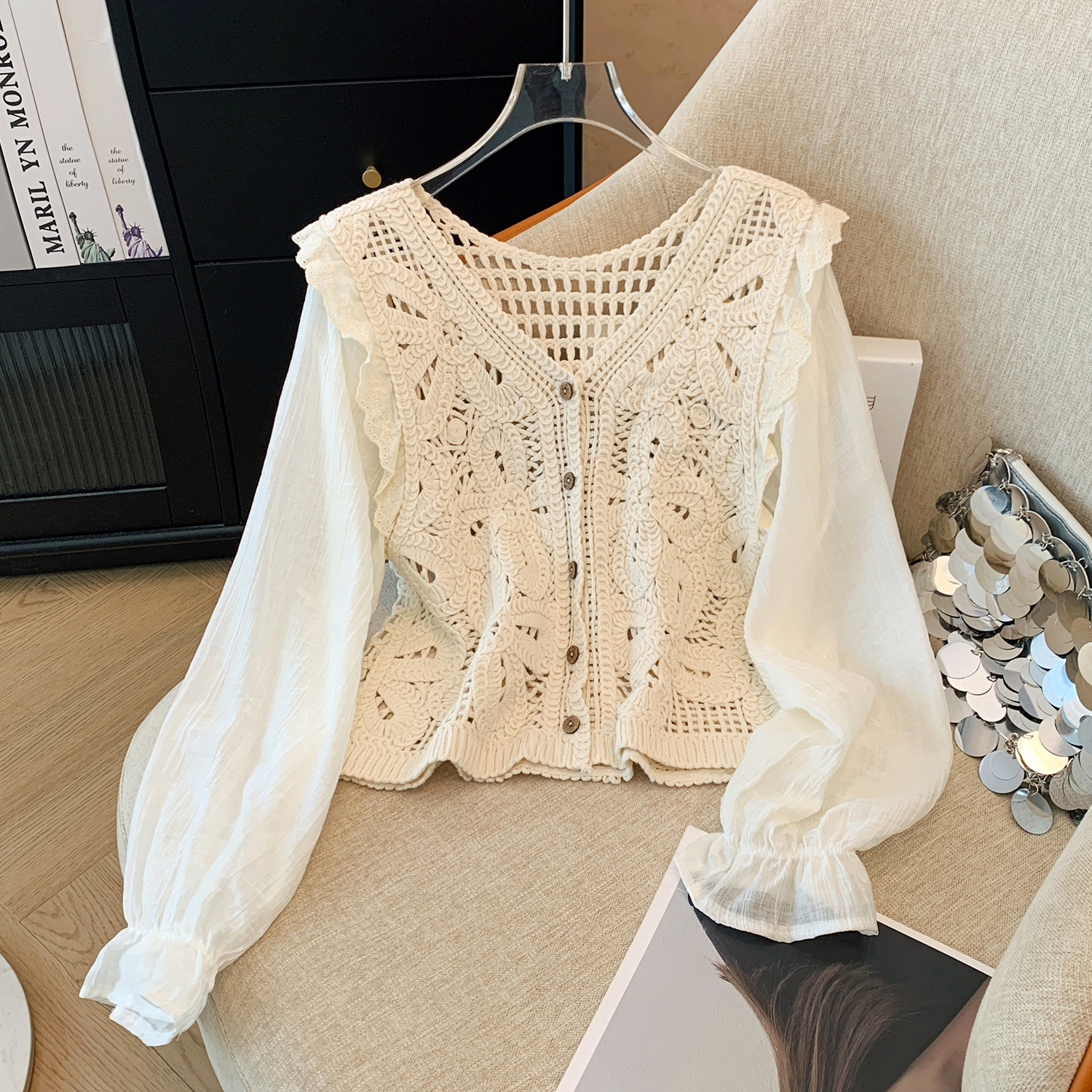 Large size autumn new style retro slim niche gentle hollow knitted chiffon splicing versatile top