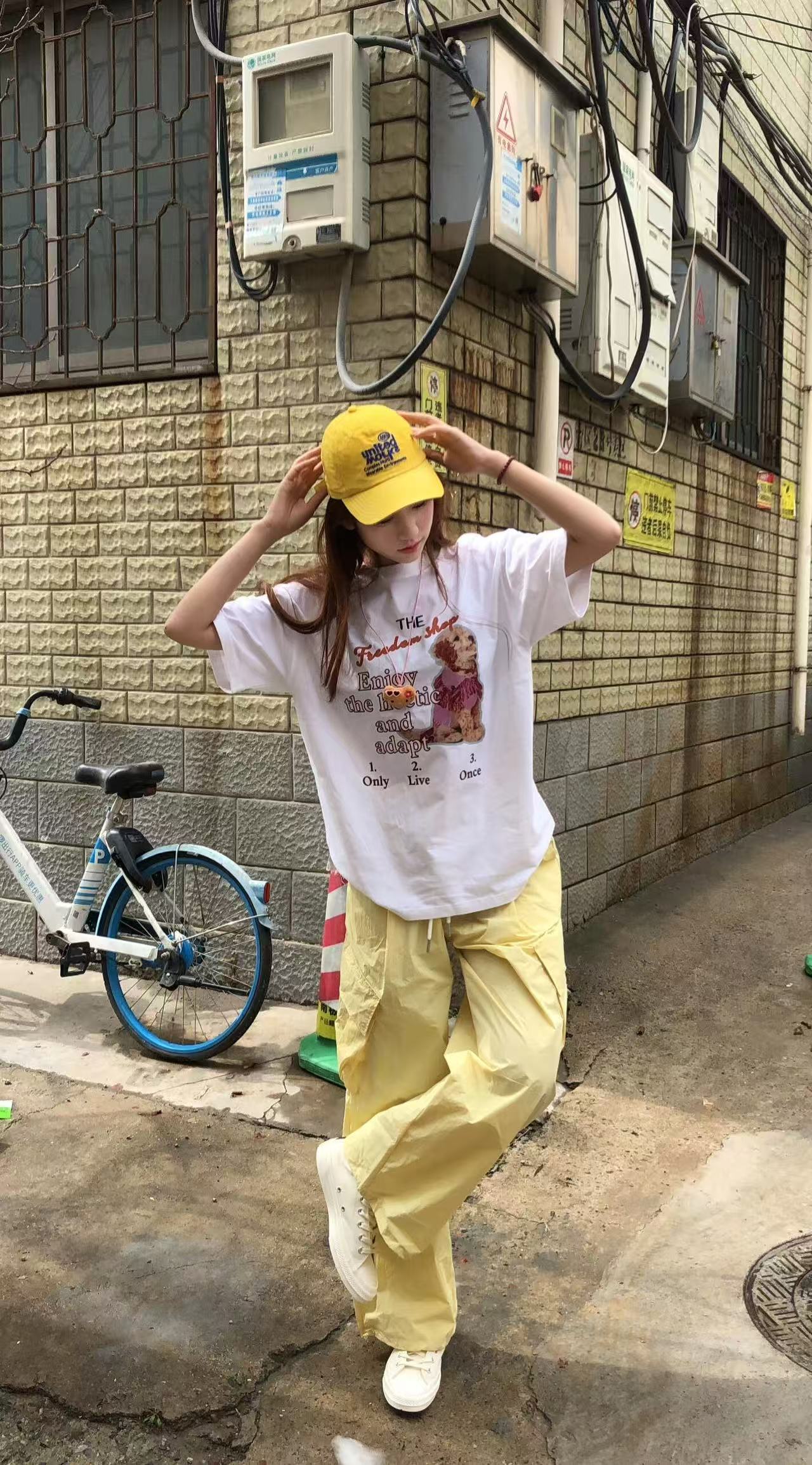 200g combed and tight spun in 2025, pure cotton back bag strip, spring and summer loose shoulder printed short-sleeved T-shirt