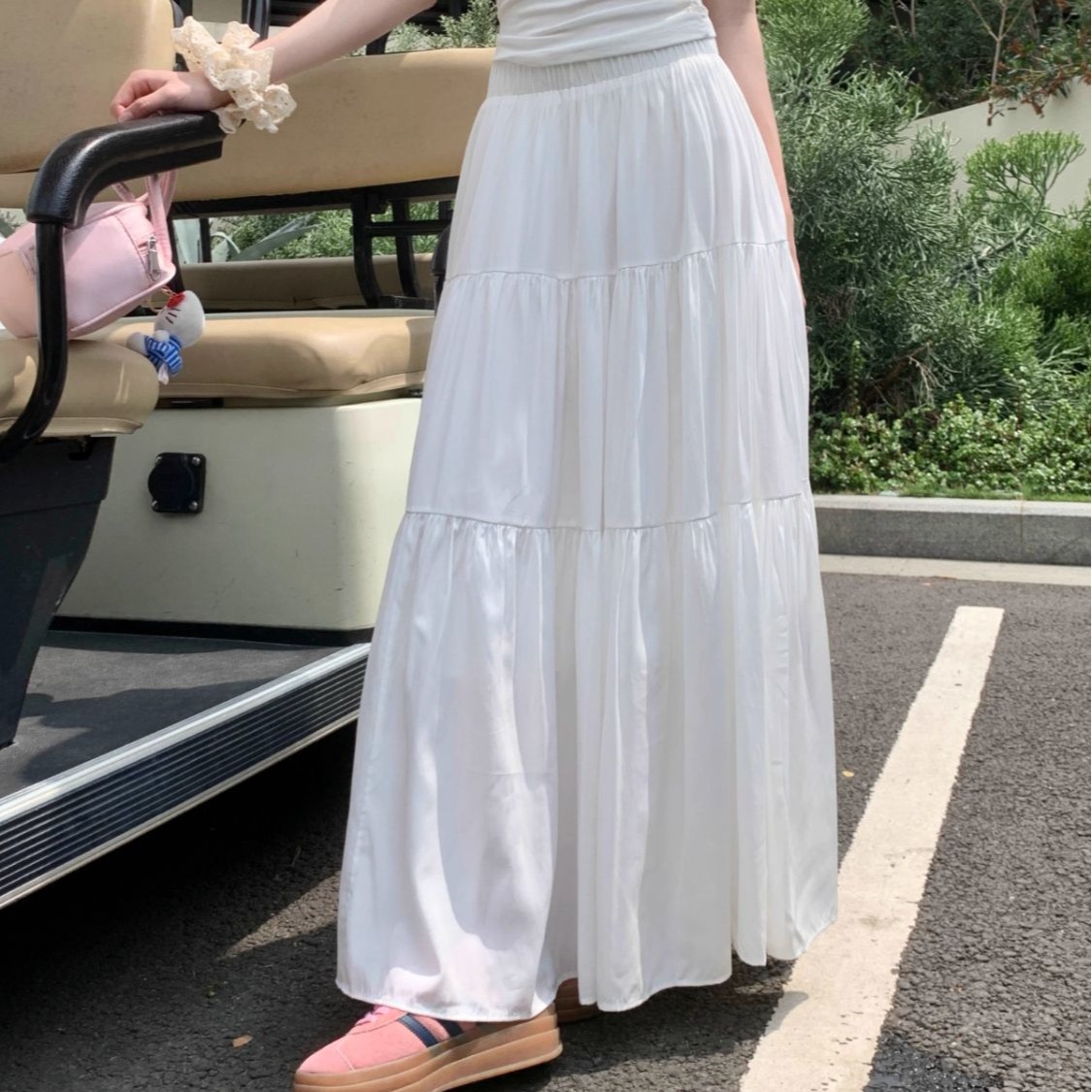 Four-sided elastic fabric French white skirt for women's summer new high-waisted slim A-line cake skirt long skirt