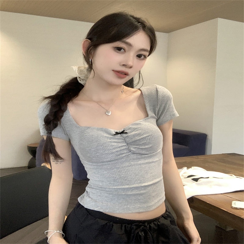 Gray pure hot girl front shoulder short-sleeved T-shirt for women in summer 2025 new bow strap short slim body