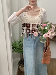 Front shoulder square collar long sleeve hook flower hollow T-shirt for women 2025 new high-waist short embroidered bottoming shirt top
