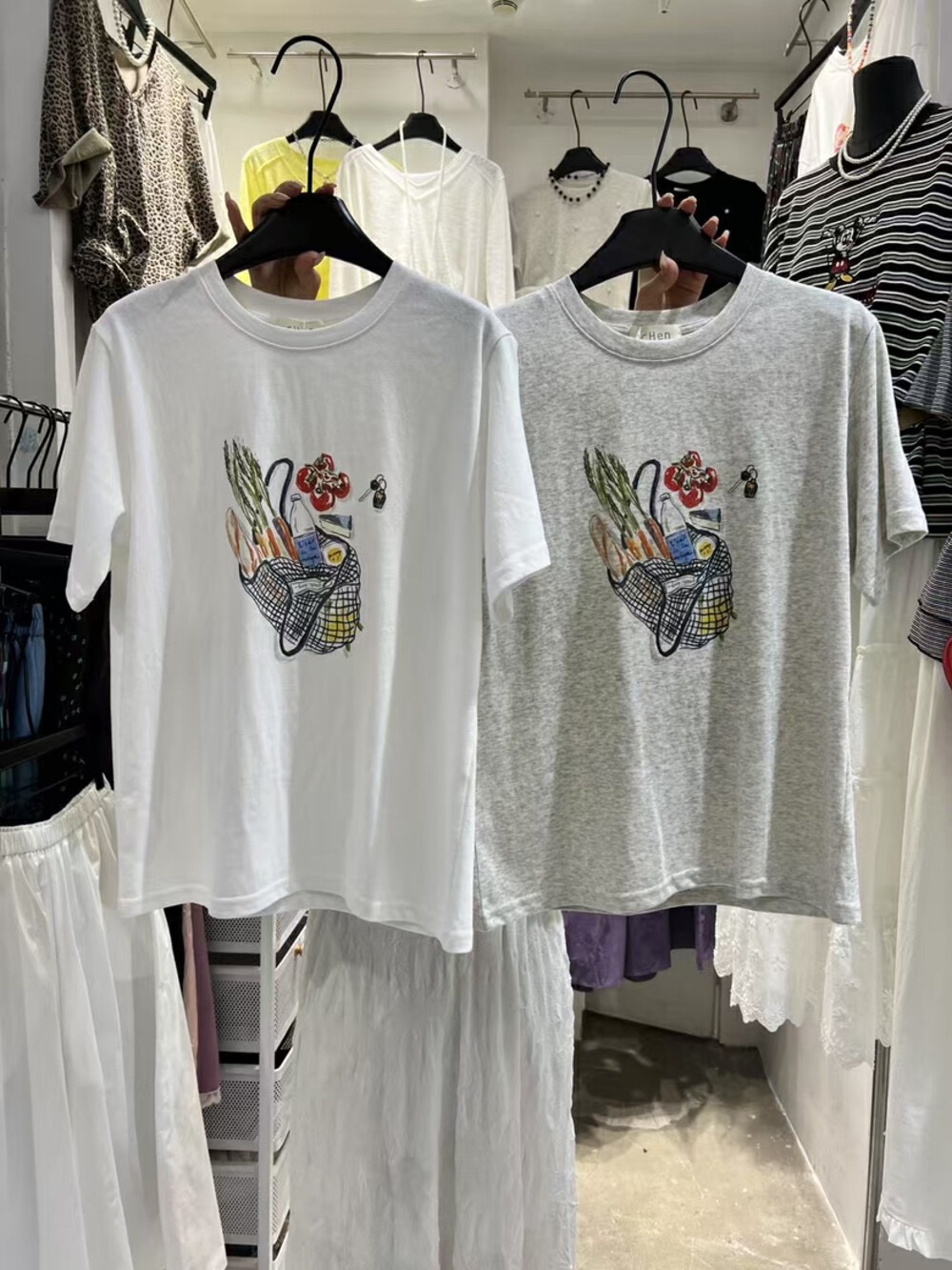 200g combed and tight spun in 2025, pure cotton back bag strip, spring and summer loose shoulder printed short-sleeved T-shirt