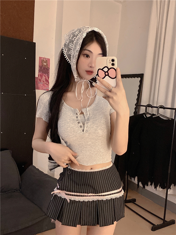 Real shot!  Gentle style straight shoulder U-neck short-sleeved T-shirt for women with small slim short base top