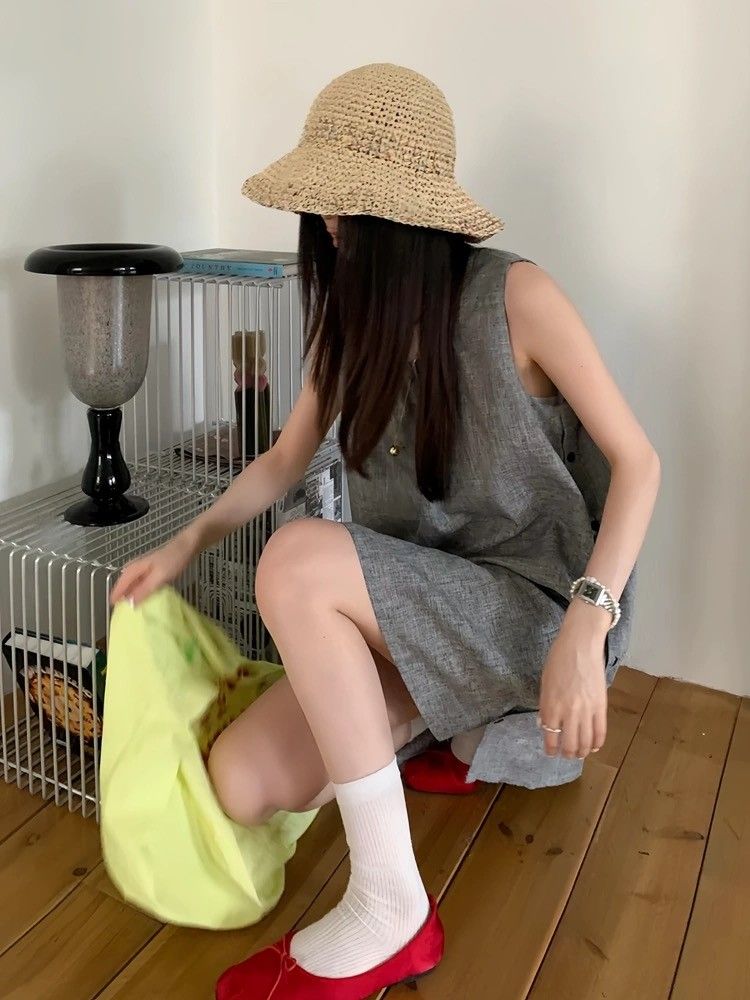 小眾設計感側邊紐扣背心連衣裙女夏季寬鬆休閒無袖A字短裙小個子
