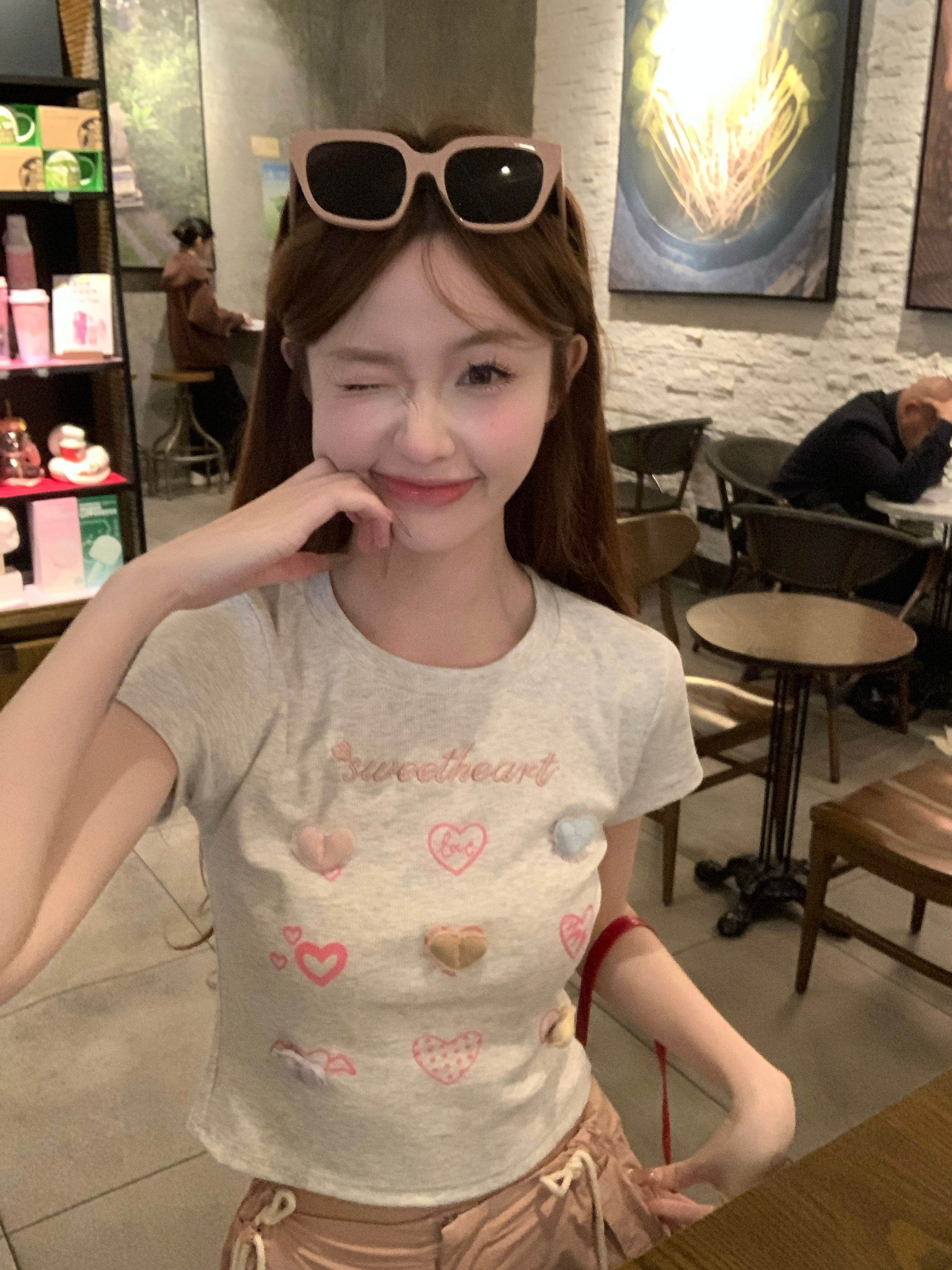Real shot of 2025 summer sweet three-dimensional love embroidered short sleeve T-shirt slim and niche short top