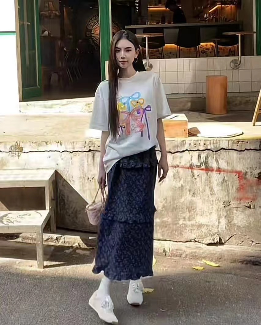 200g combed and tight-fitting sprinkler, pure cotton backpack, spring and summer loose shoulder printed short-sleeved T-shirt