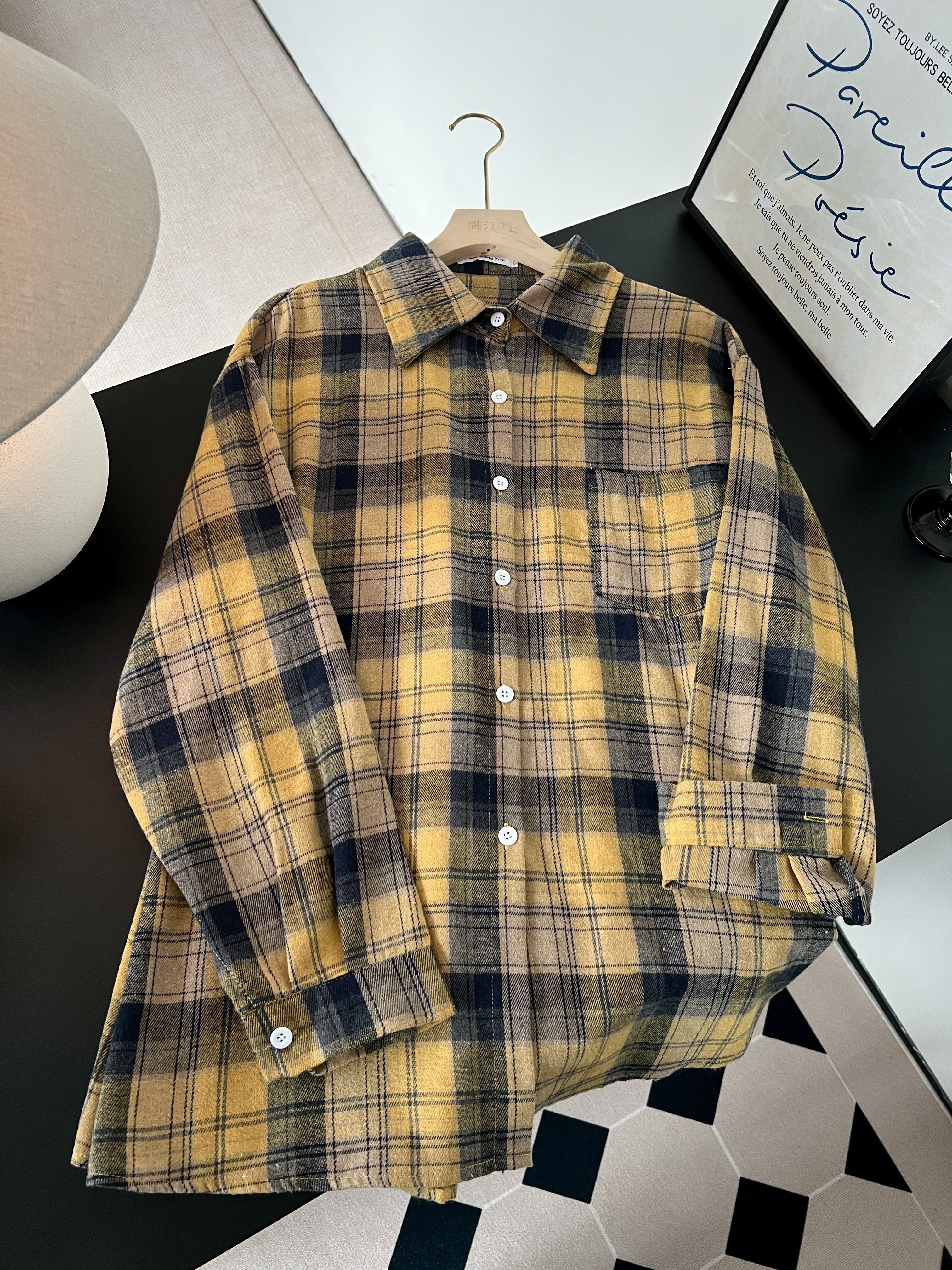 Real photo of lazy turmeric plaid long-sleeved shirt jacket for women's spring casual loose sunscreen shirt