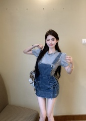 Real shot!  Age-reducing retro denim wash strap skirt A-line short skirt for women with chic bow versatile T-shirt trendy