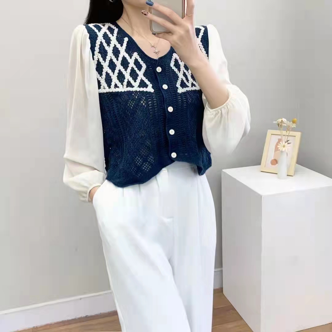 Early spring break two-piece jacket for women's college sweet v-neck hollow color-blocked knitted cardigan