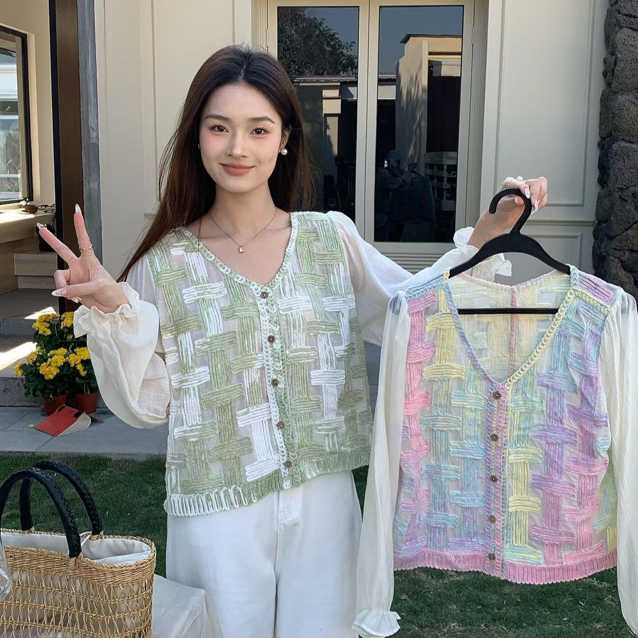 Holiday style long-sleeved knitted splicing shirt for women in spring, summer and autumn new style slimming fake two-piece tops fashionable and fashionable small shirt