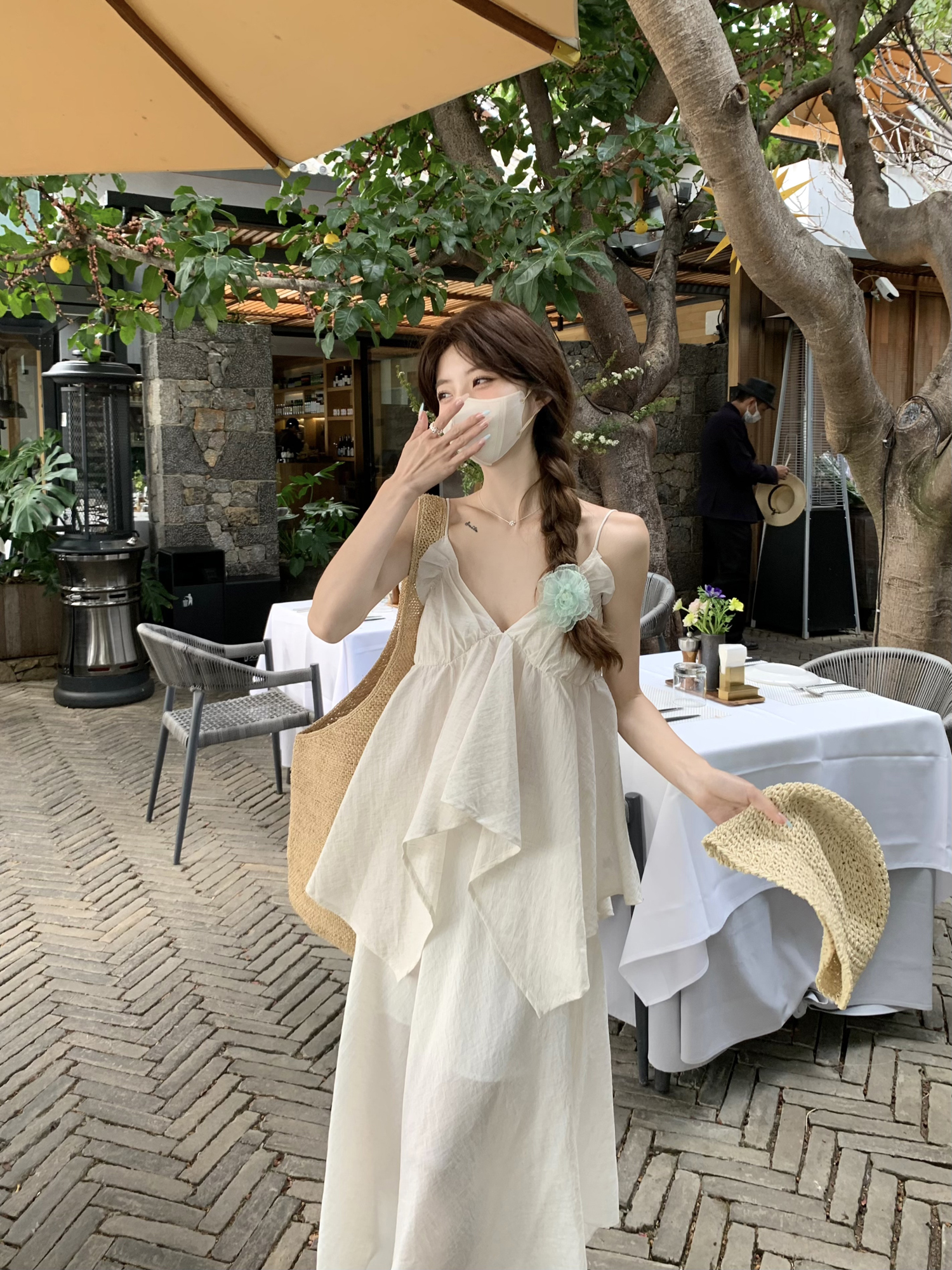 Real shot~ New summer vacation style irregular linen suspender sexy top + skirt two-piece suit