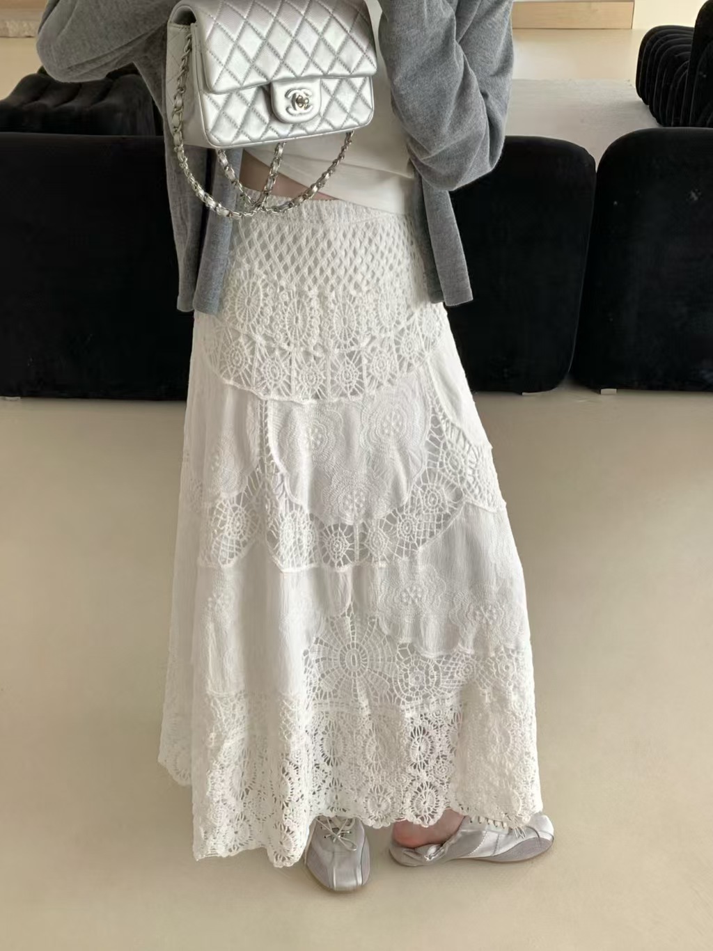 New Korean version gentle heavy industry retro French hook-and-flower hollow design elastic knitted skirt A-line skirt