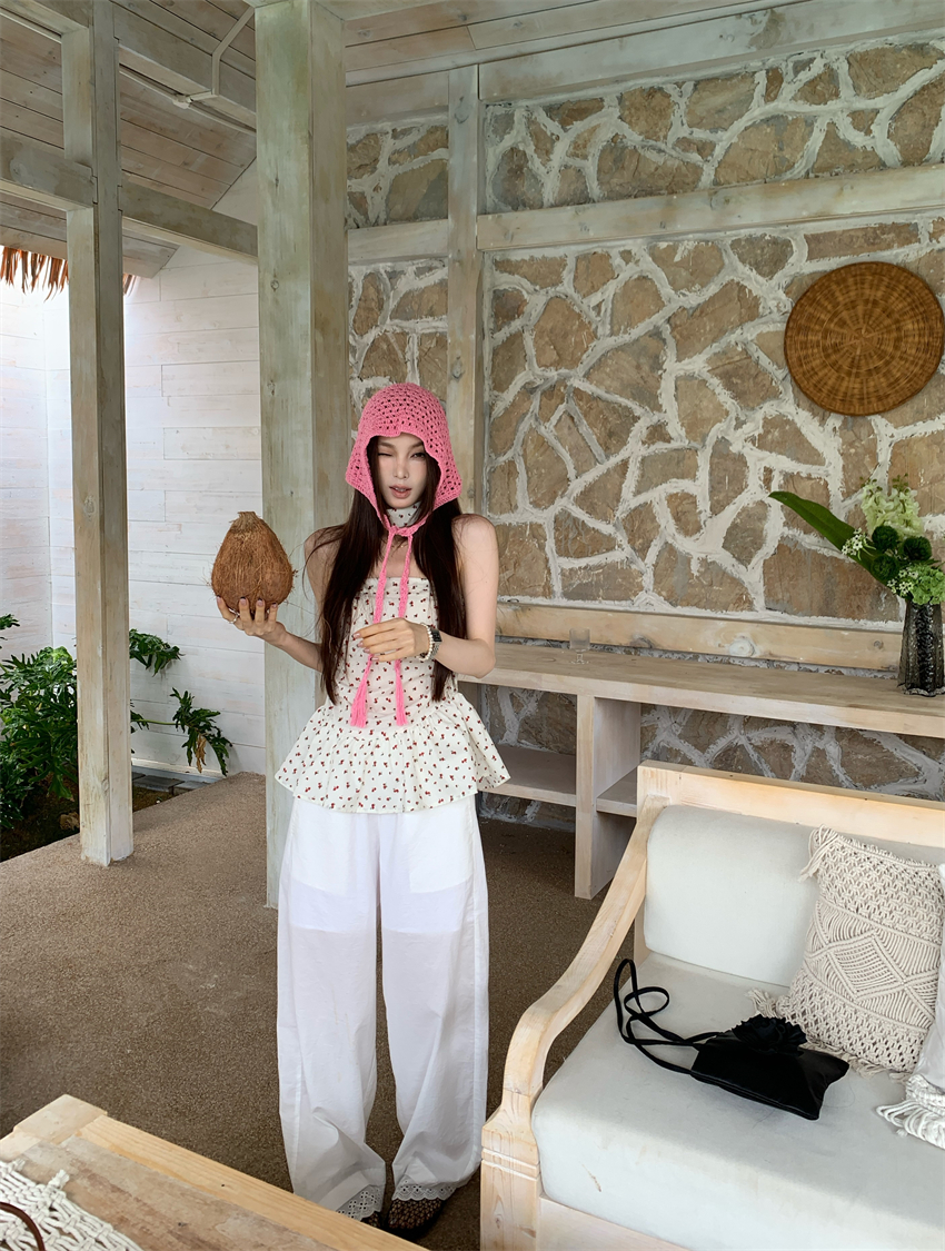 Real shot of retro strapless floral top for neck cover lace splicing thin wide-leg pants suit