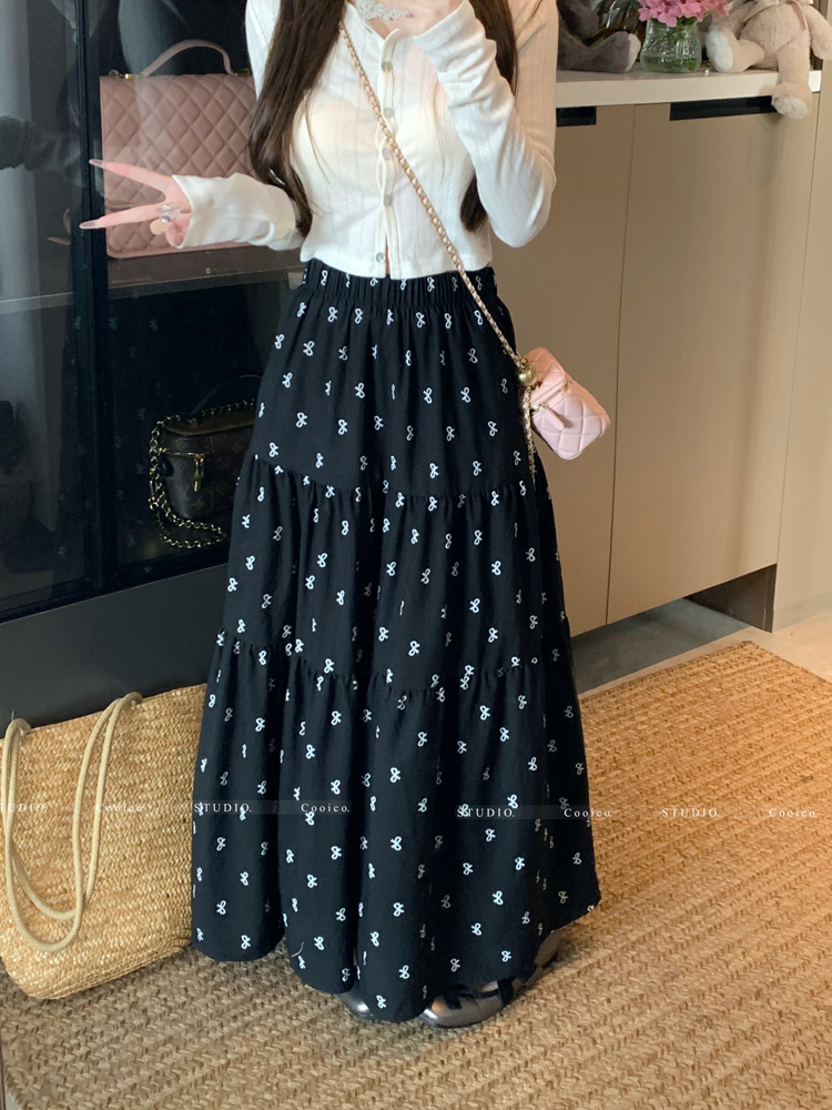 Real photo of the new floral skirt gentle a-line skirt