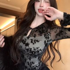 御姐輕熟風黑色修身鏤空長袖T恤女春夏修身純欲顯瘦上衣