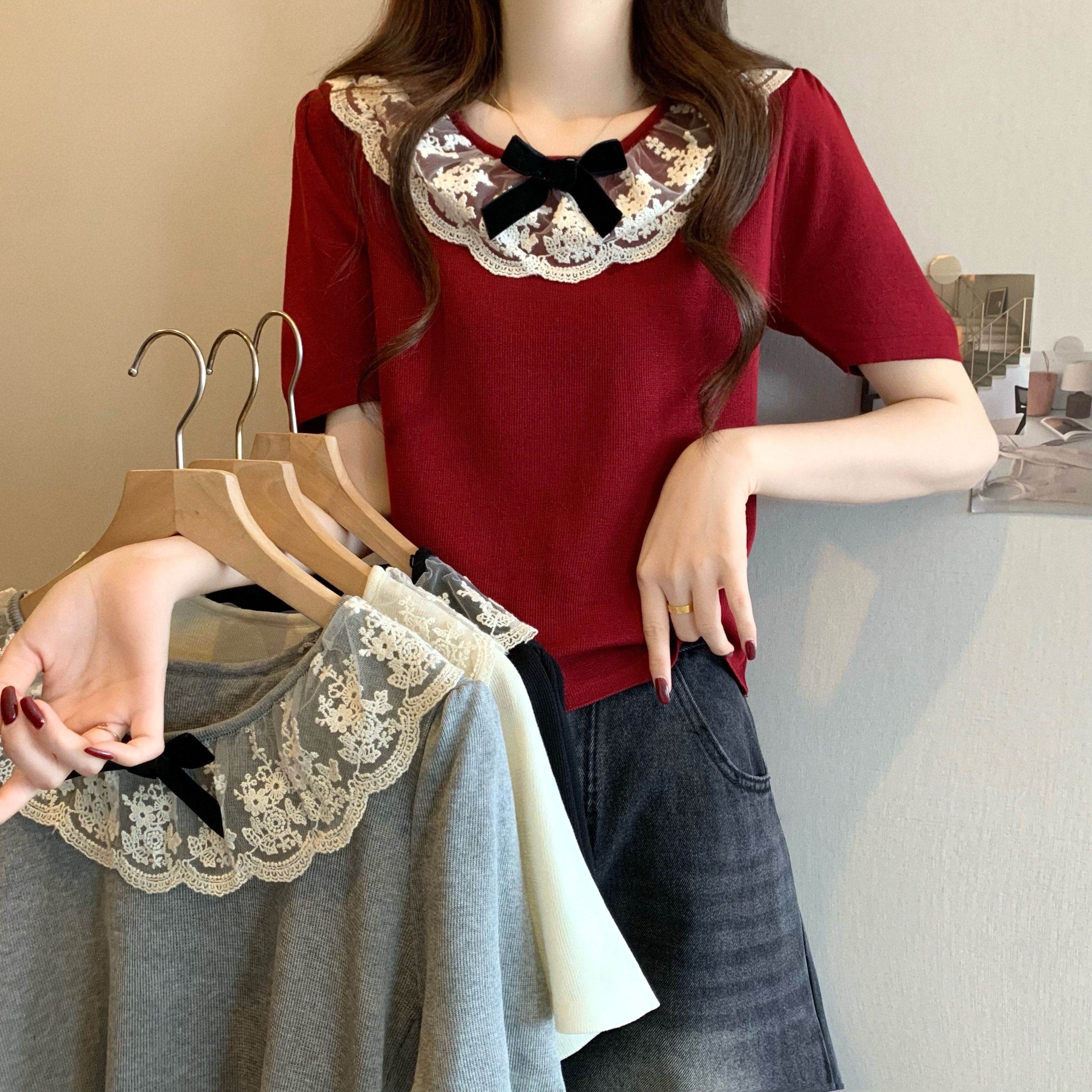 Real shot, new Korean style design French lace short-sleeved knitted sweater